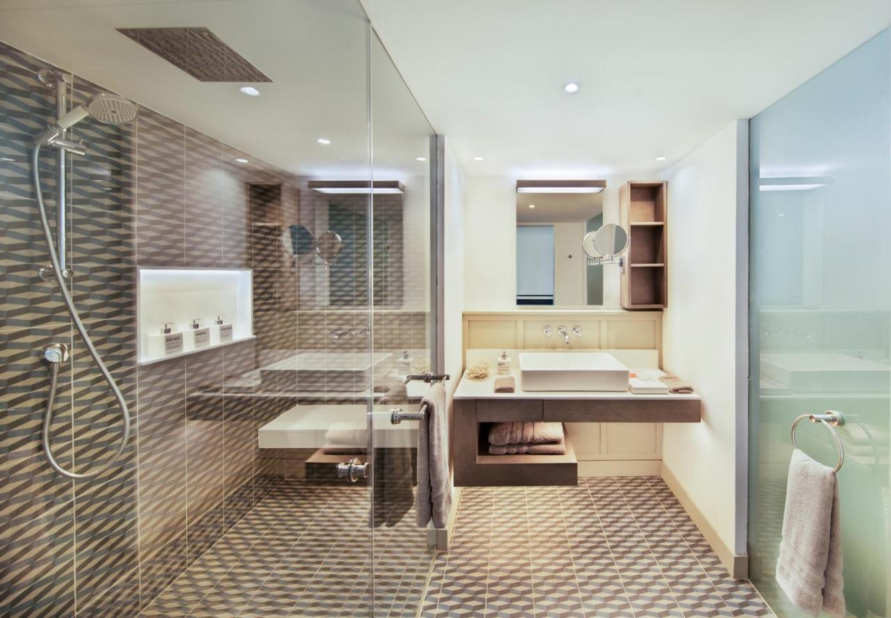 Lux* Grand Gaube Resort & Villas Esterno foto Bathroom