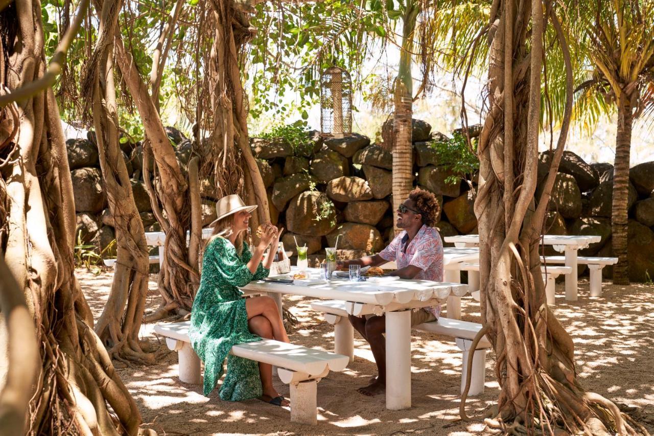 Lux* Grand Gaube Resort & Villas Esterno foto The Banyan Tree