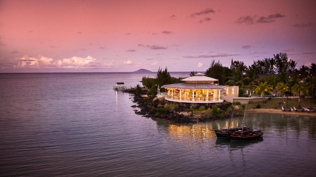 Lux* Grand Gaube Resort & Villas Esterno foto The Beach Club at The Oberoi, Mauritius