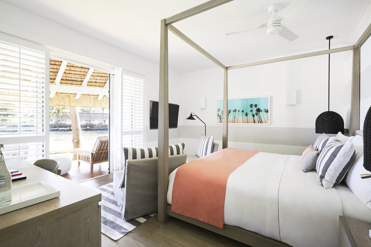 Lux* Grand Gaube Resort & Villas Esterno foto A bedroom at the hotel