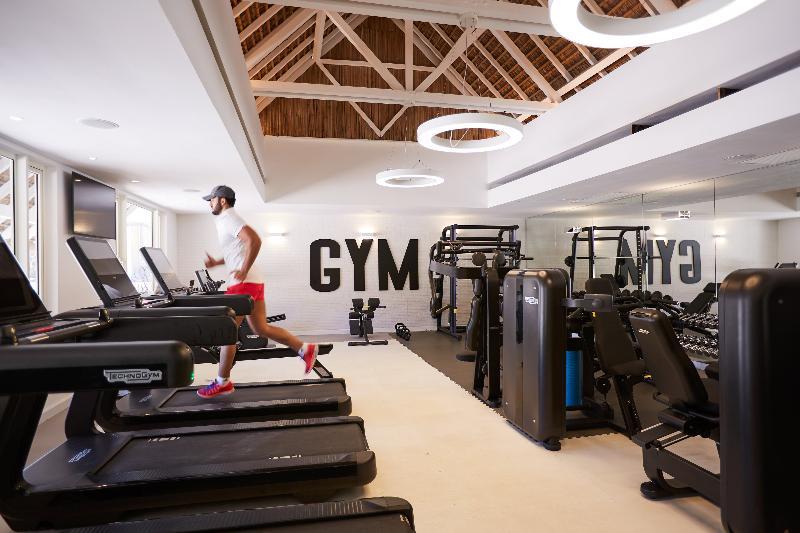 Lux* Grand Gaube Resort & Villas Esterno foto The gym at The Standard East Village